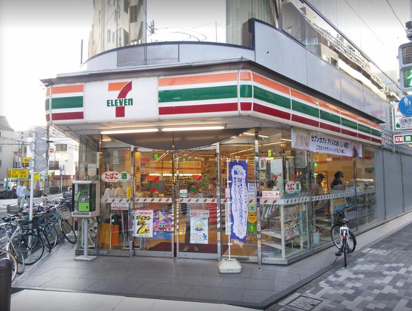 コンビニ　セブンイレブン 京急蒲田駅前店（コンビニ）まで607m