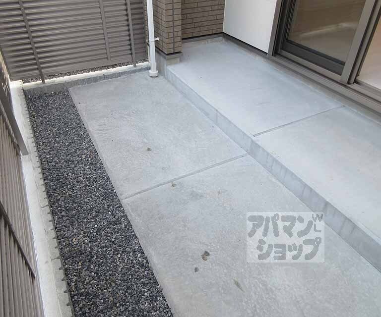 バルコニー　バルコニー広々！