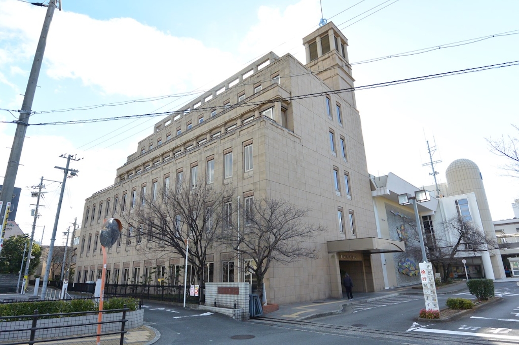 役所　寝屋川市役所（役所）まで346m