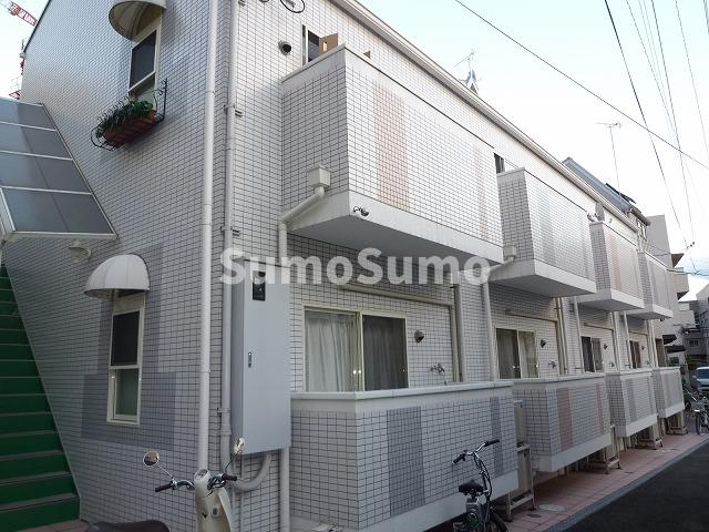 建物外観　全部で８戸です