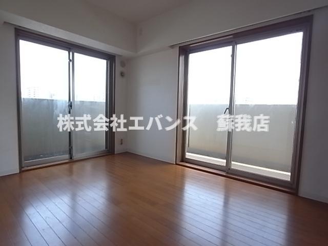 その他部屋・スペース　使い勝手のいい寝室です