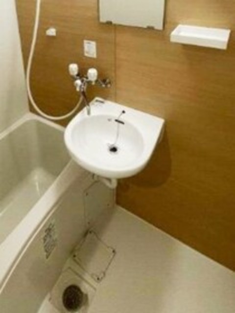 ベイルーム横浜鶴見Iの内装写真