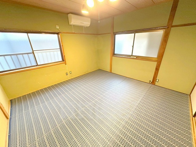 柏原市本郷4丁目戸建の内装写真