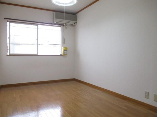 居室・リビング　★閑静な住宅街なので夜も安眠間違いなし★