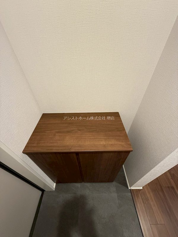 収納　シューズボックス