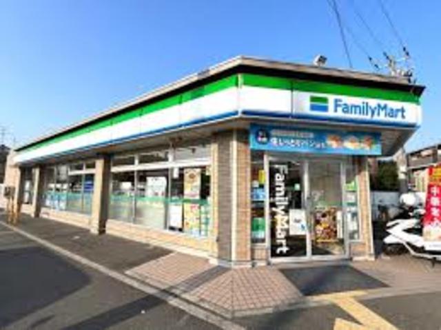 コンビニ　ファミリーマート枚方大橋店（コンビニ）まで287m