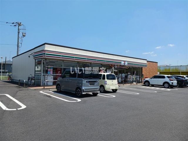 コンビニ　セブンイレブン 友部駅前通り店（コンビニ）まで730m