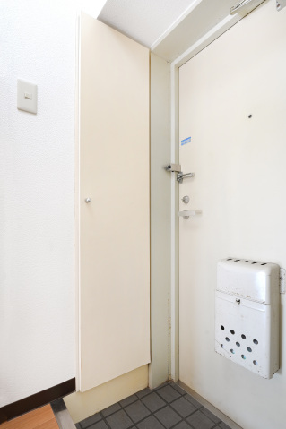 玄関　同タイプ参考写真