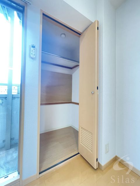 地下鉄御堂筋線 なかもず駅 徒歩4分 6階建 築22年の内装写真