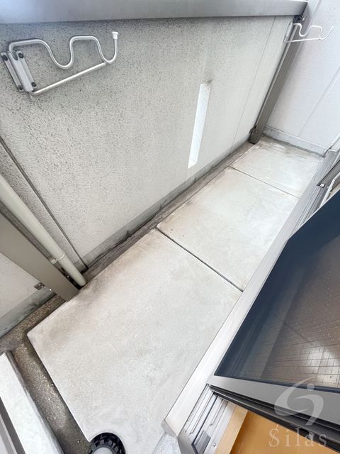 地下鉄御堂筋線 なかもず駅 徒歩4分 6階建 築22年の内装写真