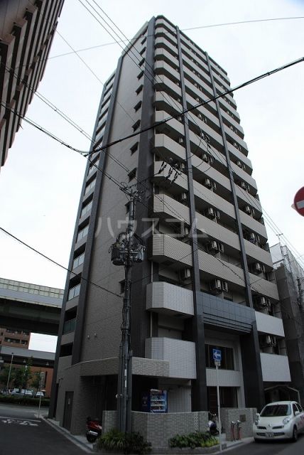 クリスタルグランツ大阪センターstの外観写真