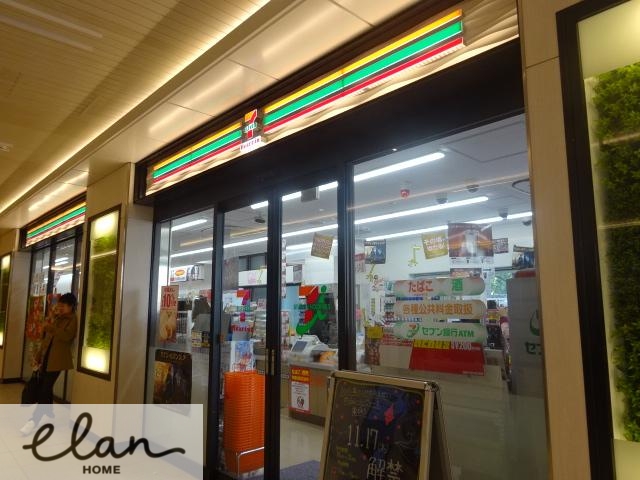 コンビニ　セブンイレブンハートイン JR森ノ宮駅北口店（コンビニ）まで215m