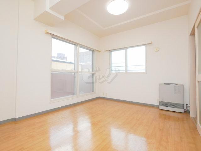 眺望　窓が大きく明るいお部屋です♪