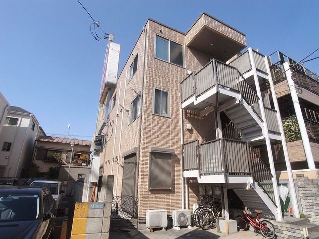建物外観　★池尻大橋徒歩６分★周辺は閑静な住宅街★