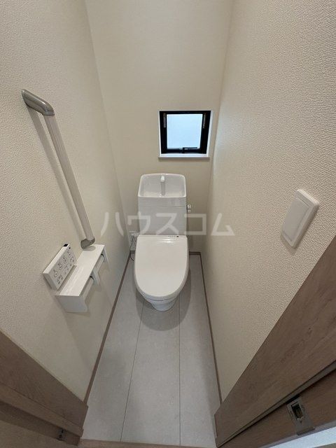 Sumai-to千葉市稲毛区宮野木町02のトイレ写真
