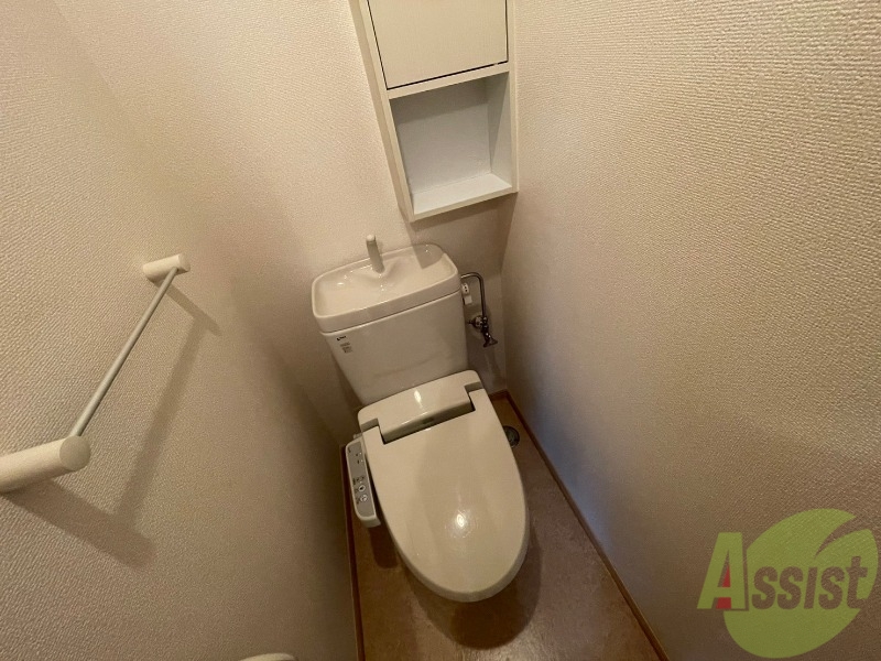 トイレ　こちらはトイレです。清潔感があり、安心して使用できます。