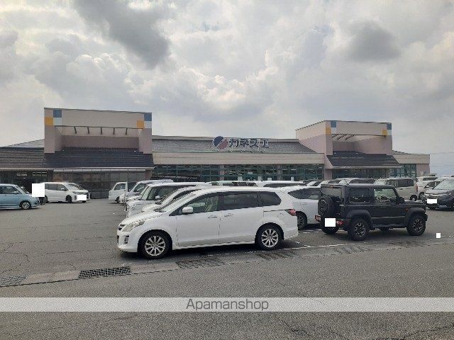 スーパー　カネスエ東員店（スーパー）まで1100m