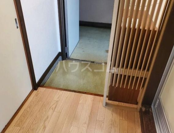 034CHIBAの玄関写真