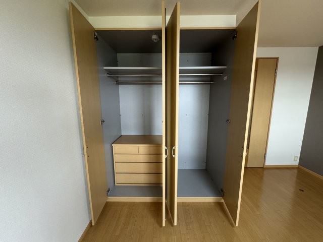 収納　クローゼット