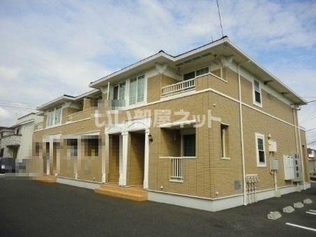 【栃木市柳橋町のアパートの建物外観】