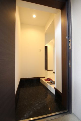 玄関　毎日通る玄関はこちらです