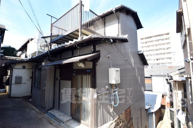 瓦屋町テラスハウスの建物外観