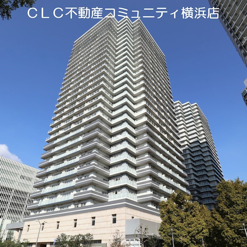 横浜市西区みなとみらいのマンションの建物外観