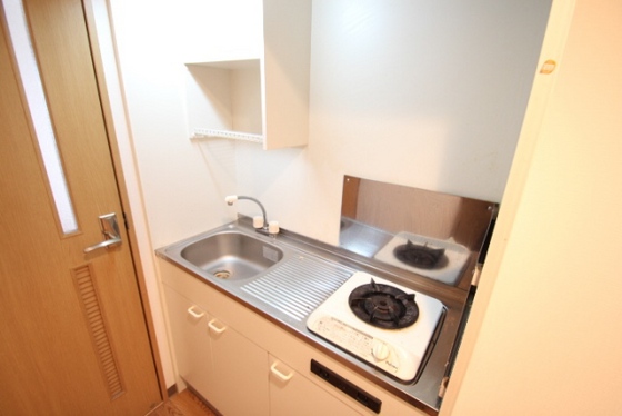 キッチン　※別部屋の写真です