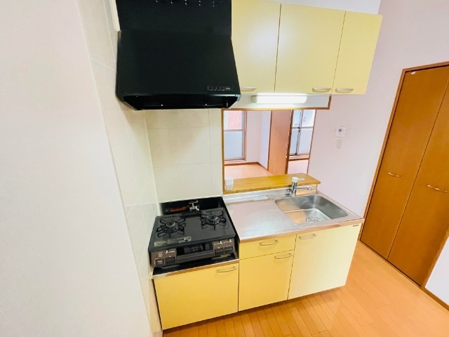 キッチン　コンロは撤去しました