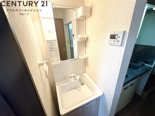 洗面設備　独立洗面台です！