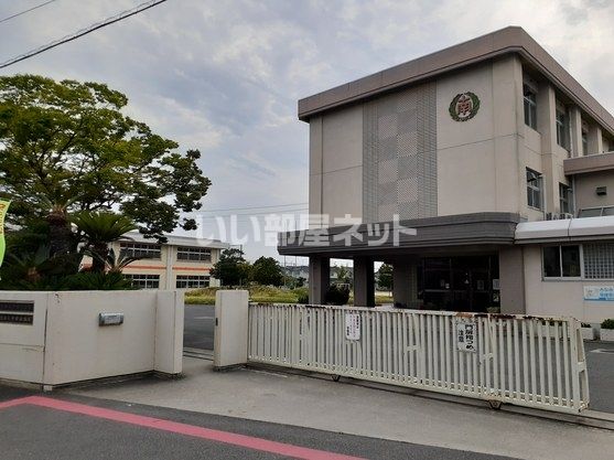 小学校　岡山市立西大寺南小学校（小学校）まで405m