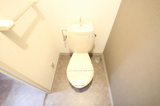 トイレ　他の号室の写真