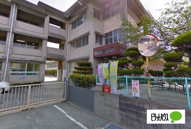 小学校　倉敷市立天城小学校（小学校）まで580m