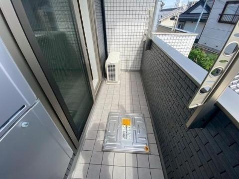　バルコニー　ベランダ