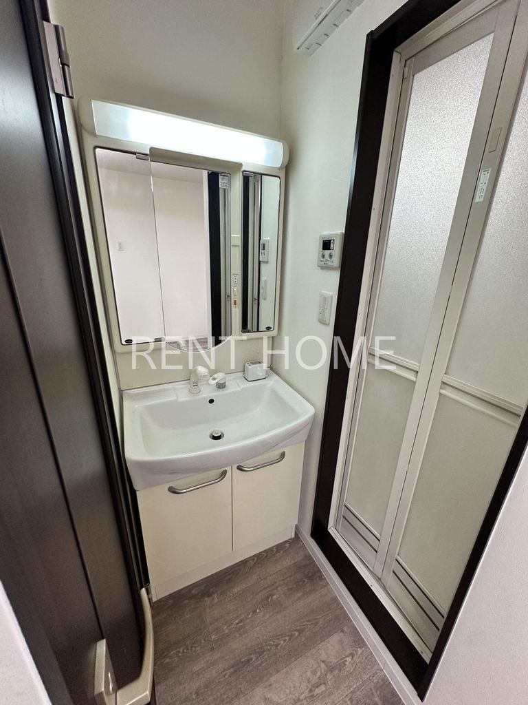 洗面設備　シャンプードレッサーです