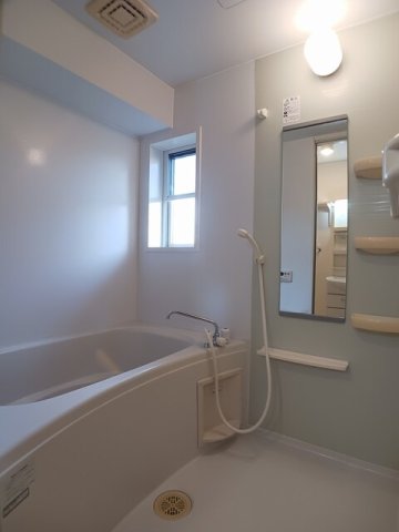 バス・シャワールーム　きれいなお風呂です