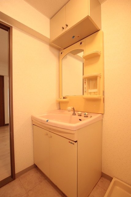 洗面設備　同物件別号室