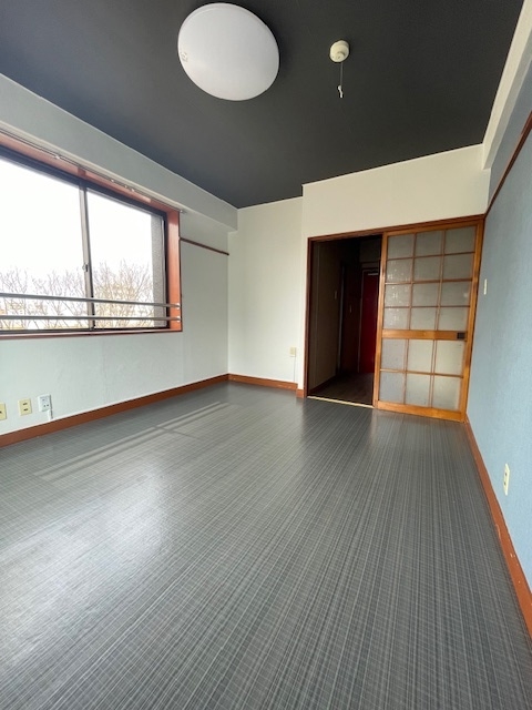 本町佐藤ビルの居間写真