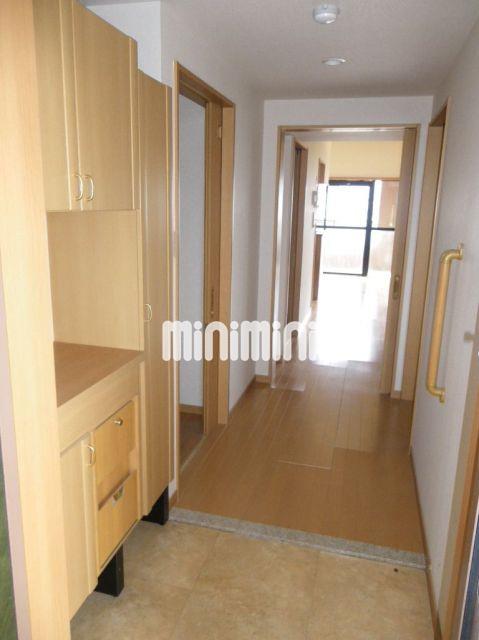 玄関　玄関も広々としていますね。