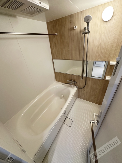 バス・シャワールーム　大きいバスルームでお寛ぎください♪♪