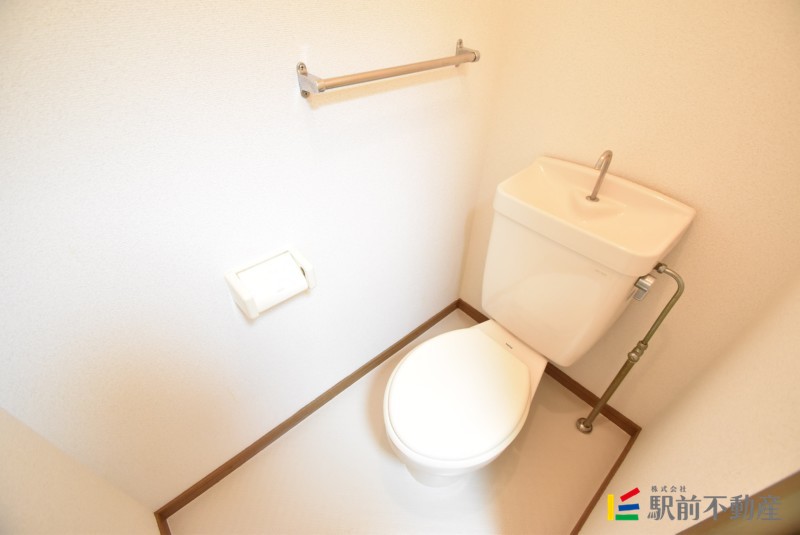 トイレ　写真は別部屋