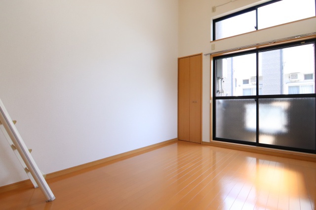 居室・リビング　※別室の参考写真の為、現況優先です。