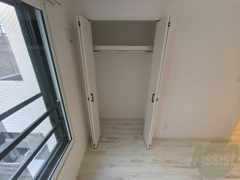 収納　洋室にはクローゼットがあるのですっきり片付きそうです。