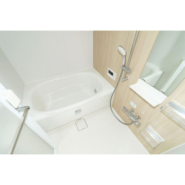 バス・シャワールーム　ゆったり過ごせるお風呂です