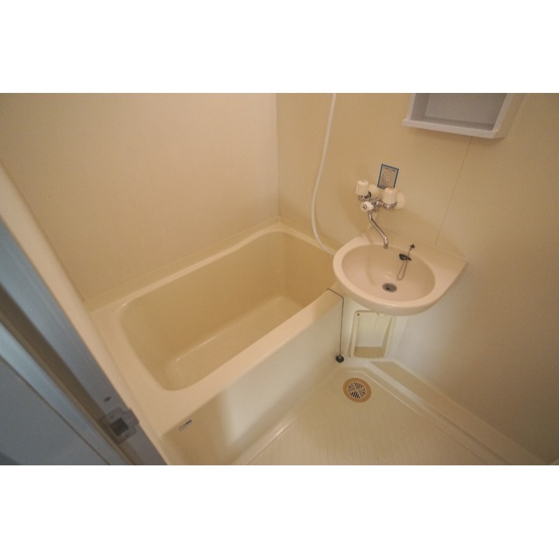 バス・シャワールーム　別号室