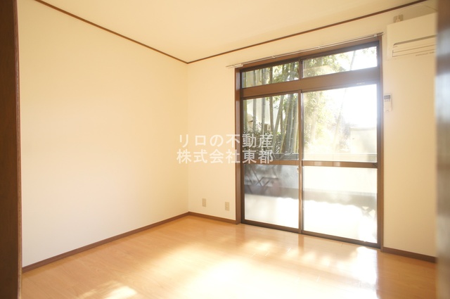 居室・リビング　明るい雰囲気で暮らしやすい！優しい質感の室内がオススメ☆