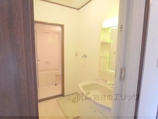 洗面設備　洗面所