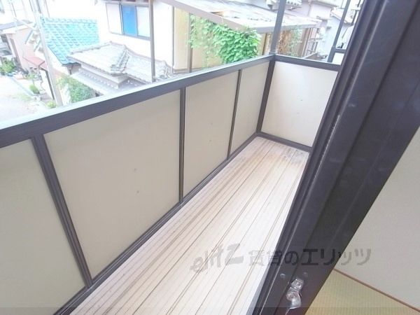バルコニー　ベランダ