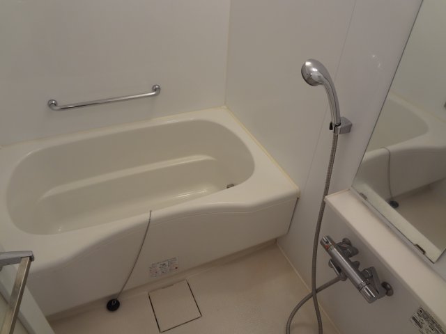 バス・シャワールーム　居住中のため別部屋参考