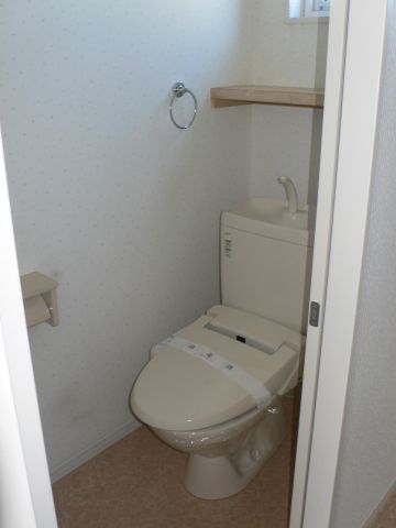 トイレ　ゆったりとした空間のトイレです